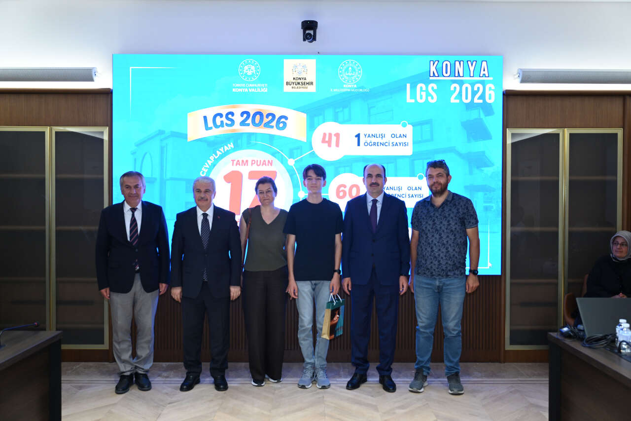 Konya'nın LGS gururu! 17 ismi şehir protokolü ödüllendirdi 9